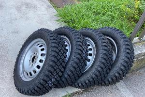 Gomme con cerchi per Fiat Panda 4x4