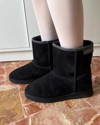 Stivali neri modello casual