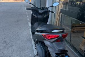 yamaha xmax 250