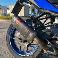Terminale di scarico Akrapovic