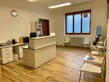 Stanza+servizi-studio professionale - Sesto Rondò