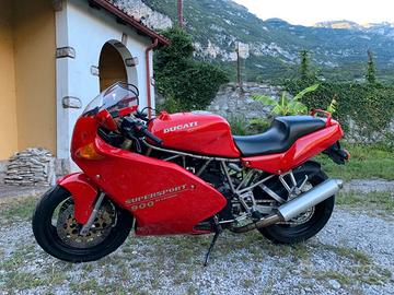 DUCATI 900 SS