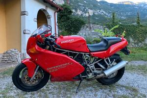 DUCATI 900 SS