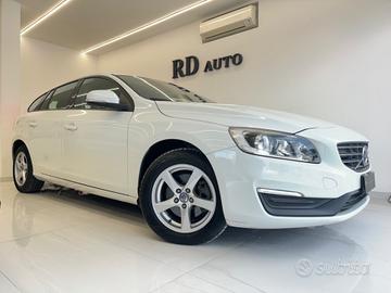 Volvo V60 1.6 d2 Momentum powershift