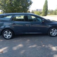 FORD Focus Mk3 Station Wagon (DYB) 1.6 TDCi Diesel