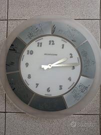 Orologio da parete Incantesimo Design (raro)