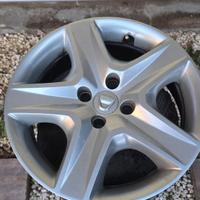 4 cerchi  + copricerchi originali Dacia  Stepway