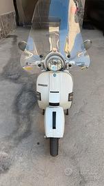 Vespa PX 150 arcobaleno