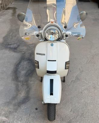 Vespa PX 150 arcobaleno