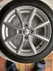 4 cerchi lega+4 pneumatici Bridgestone Ignis 4x4