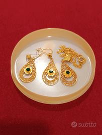 Orecchini e collana placcati oro