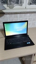 Notebook Lenovo con Intel Core i3 e Windows 10