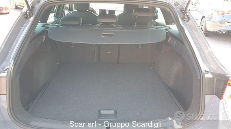 Auto KM0 Livorno Cupra Leon Ibrida 1.5 Hybrid 150 CV DSG Tua con Cupra way  a 289,96 € al mese - Scar - Gruppo Scardigli