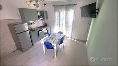 GRAZIOSO TRILOCALE ARREDATO a DUE PASSI DAL CENTRO