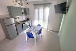 GRAZIOSO TRILOCALE ARREDATO a DUE PASSI DAL CENTRO