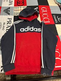 Felpa adidas e tshirt vans