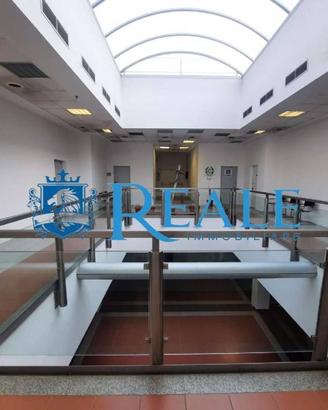 Immobile di 150 m² con 5 locali a Buccinasco