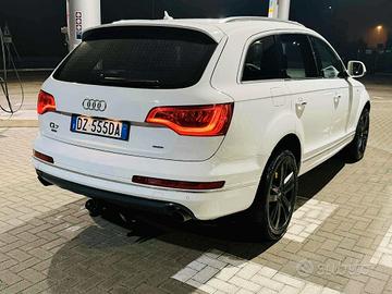 Q7 3.0 TDI 240 CV clean diesel quattro tip. Advanc