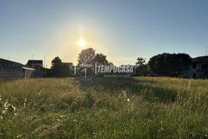 TERRENO EDIFICABILE DI 2503MQ