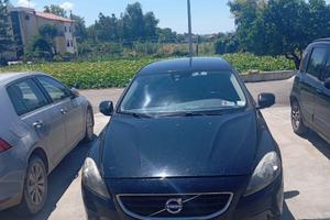 Auto volvo v40