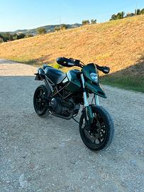 ducati hypermotard 796 A2