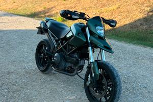 ducati hypermotard 796 A2