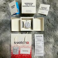 Omega Swatch Mission to the Moonphase snoopy.