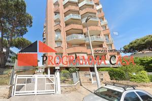 POMEZiA VIA COPERNICO n 5 P.AUTO SCOPERTO CANCELLO