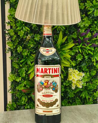 lampada artigianale da bottiglione Martini Rosso 