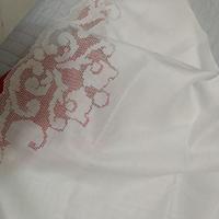 2 asciugamani in puro lino ricamati a punto Rodi 