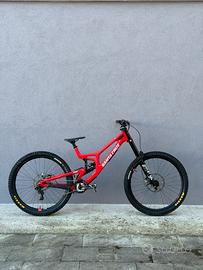 Santacruz V10 8 CC XL