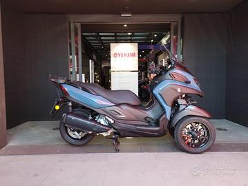 YAMAHA Tricity 300