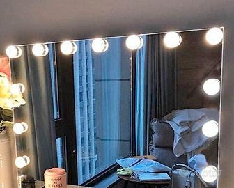 specchio trucco estetista con 2 barre luci a LED