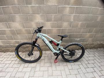 Bicicletta Ebike Raymon