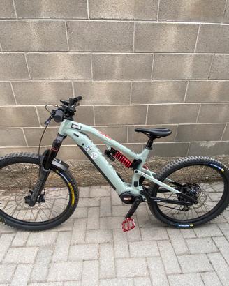 Bicicletta Ebike Raymon