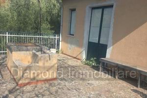 Terreno con fabbricato a Linguaglossa