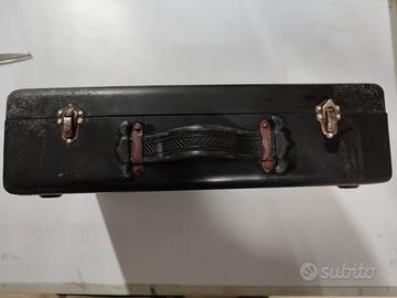 VALIGETTA VINTAGE PIENA DI VALVOLE RADIO E TV