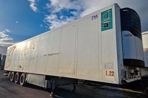 SEMIRIMORCHIO SCHMITZ 13,60 FRIGO CON SPONDA