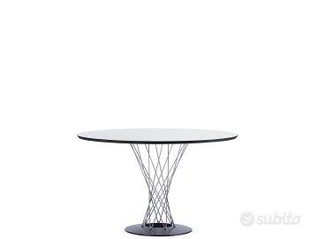 Tavolo vitra dining table