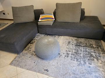 Divano componibile modello "Monopoli"