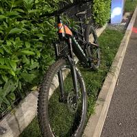 Bicicletta elettrica MTB full Suspension Taglia L