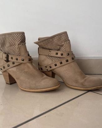 Stivaletti marca Tata-come nuovi