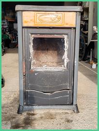 Stufa Rossella ghisa per combustione legna