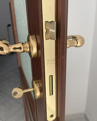 4 Porte di casa con serrature AGB made in Italy