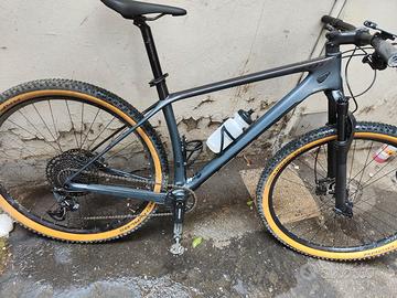 mtb in carbonio scott scale 940 2022
