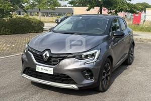 RENAULT Captur Blue dCi 115 CV EDC Intens