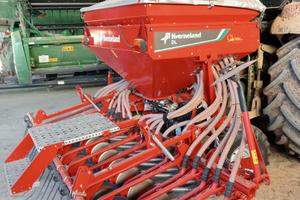 Seminatrice e sarchiatrice