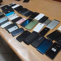 STOCK SMARTPHONE 50 PEZZI E 25 TABLET DA SISTEMARE