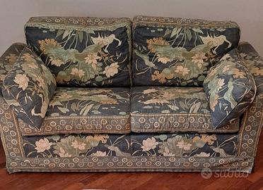 Divano a due posti e poltrona 