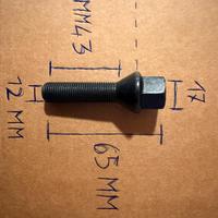 Bulloni  con  testa svasata x  cerchi auto